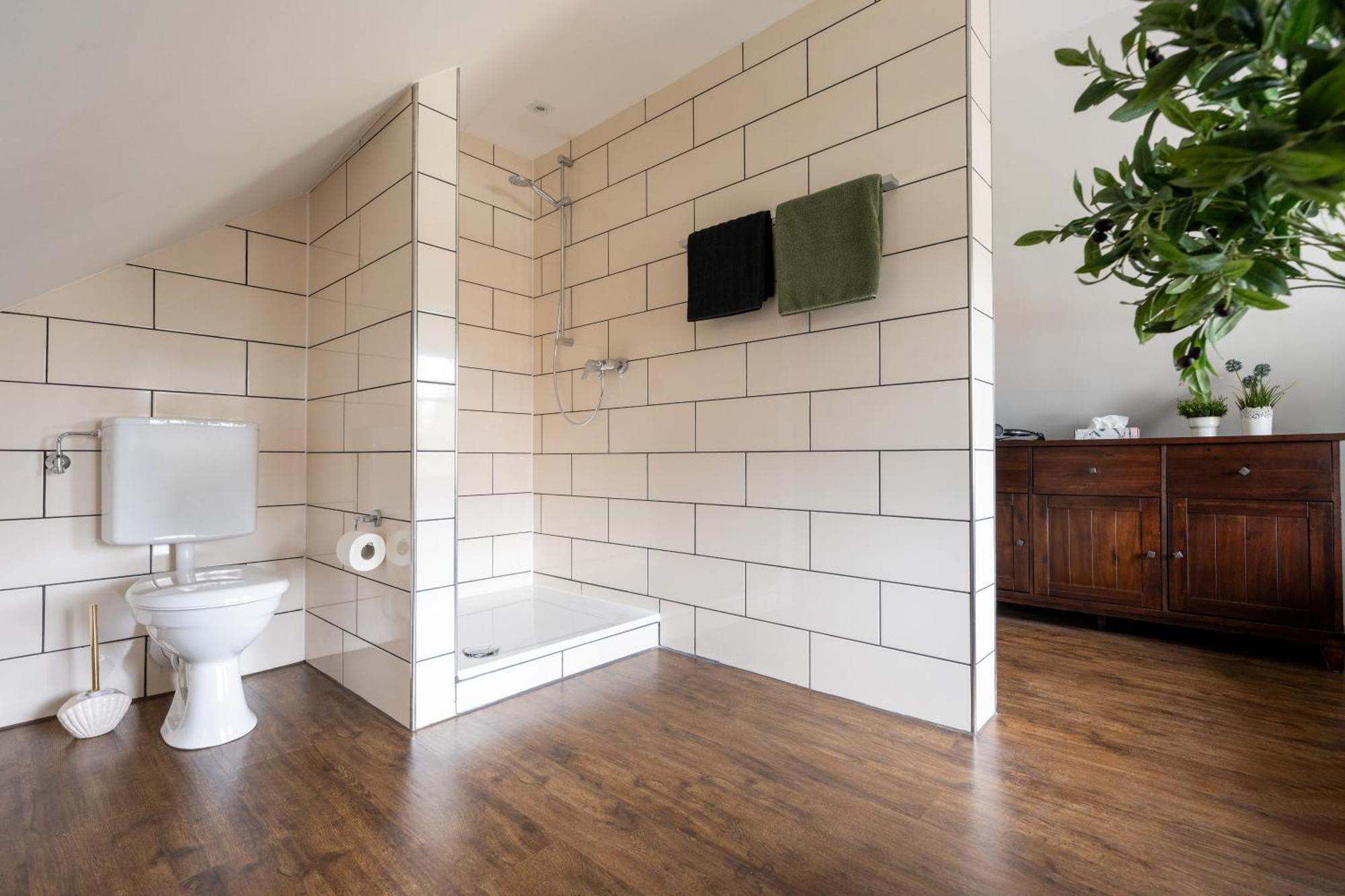 Ferienwohnung Kleiner Storch - Seehotel Duemmer Hüde エクステリア 写真